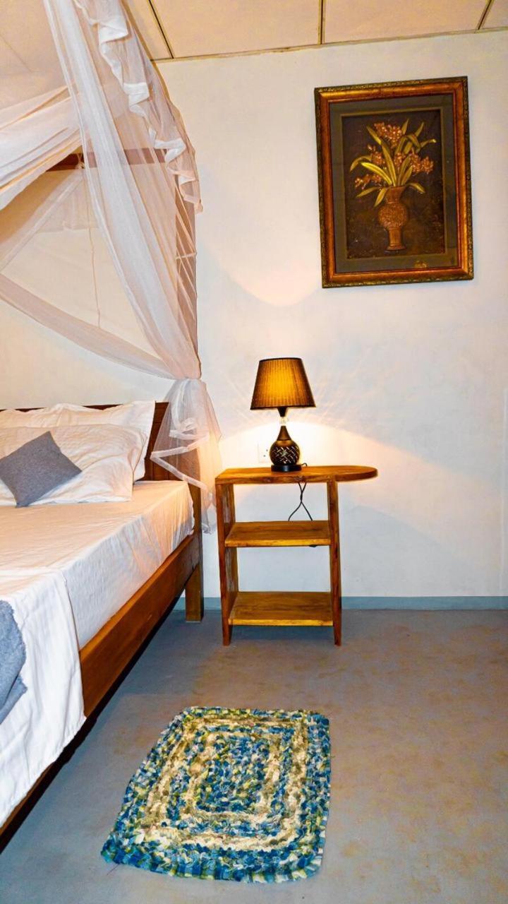 Ostello Surf Resort Ahangama Zewnętrze zdjęcie