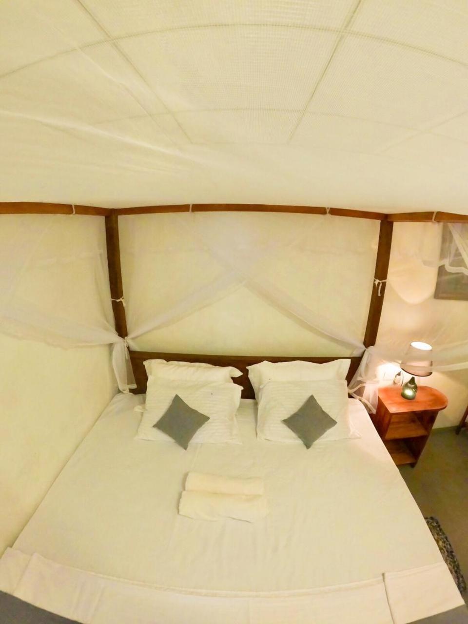 Ostello Surf Resort Ahangama Zewnętrze zdjęcie