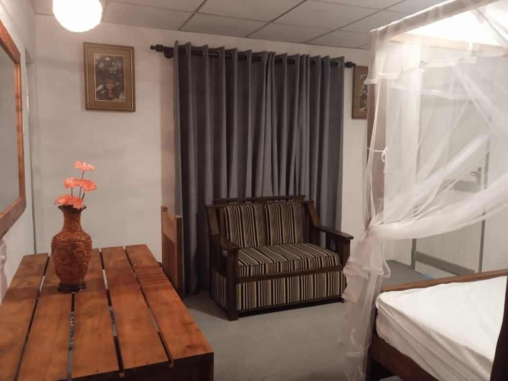Ostello Surf Resort Ahangama Zewnętrze zdjęcie