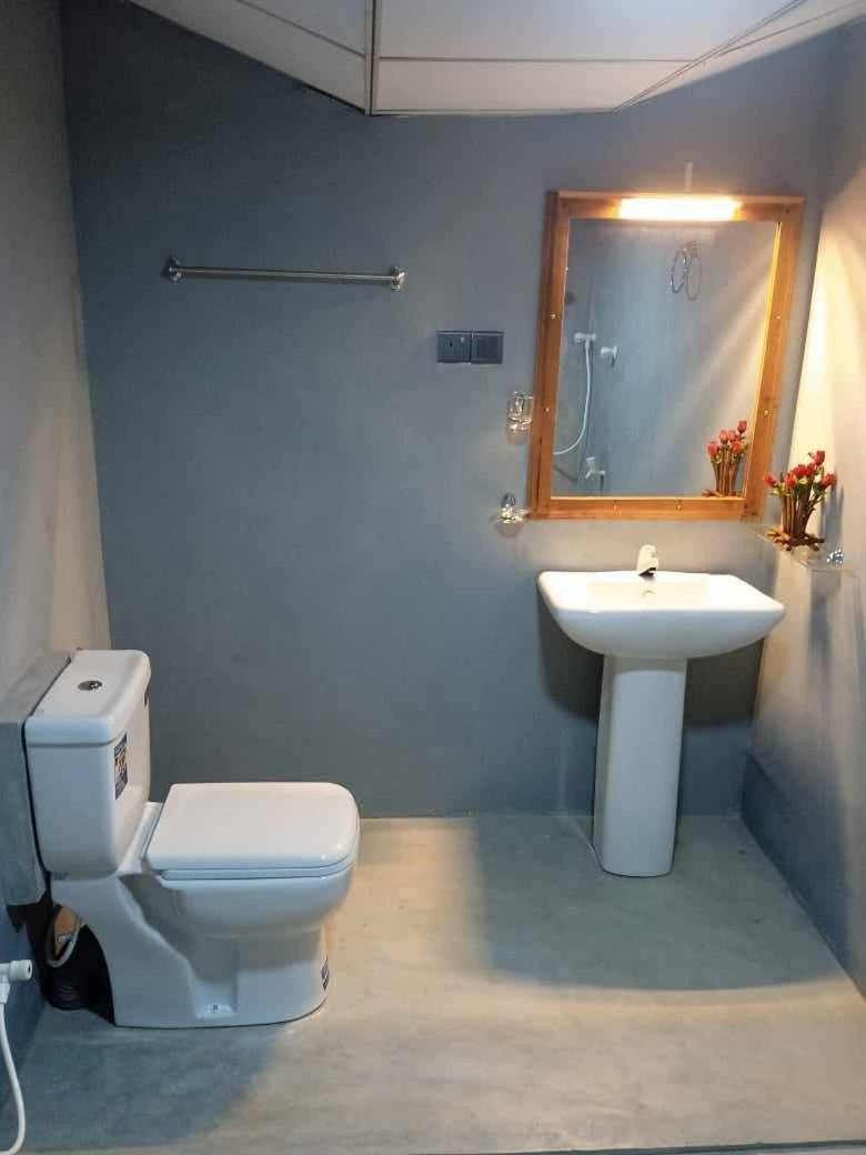 Ostello Surf Resort Ahangama Zewnętrze zdjęcie